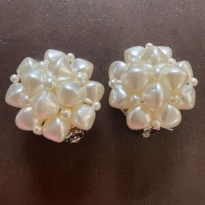Vintage faux pearl clip on earrings